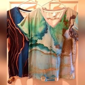 Pixie Lady Bundle of 2 V-neck Short Sleeve Shirts size Small